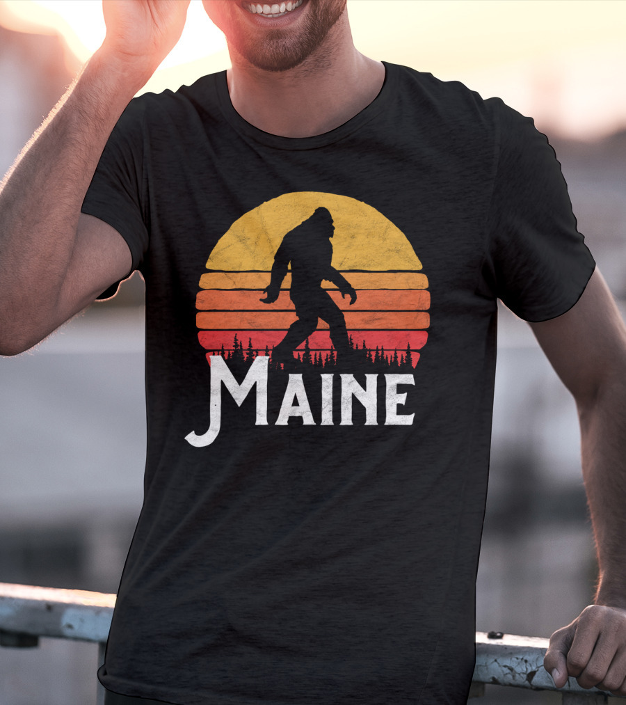 Maine Bigfoot Silhouette Retro Sun Believe T-Shirt