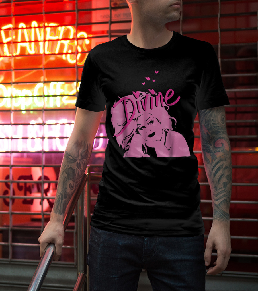 DIVINE John Waters Female Trouble Pink Portrait With Hearts T-Shirt