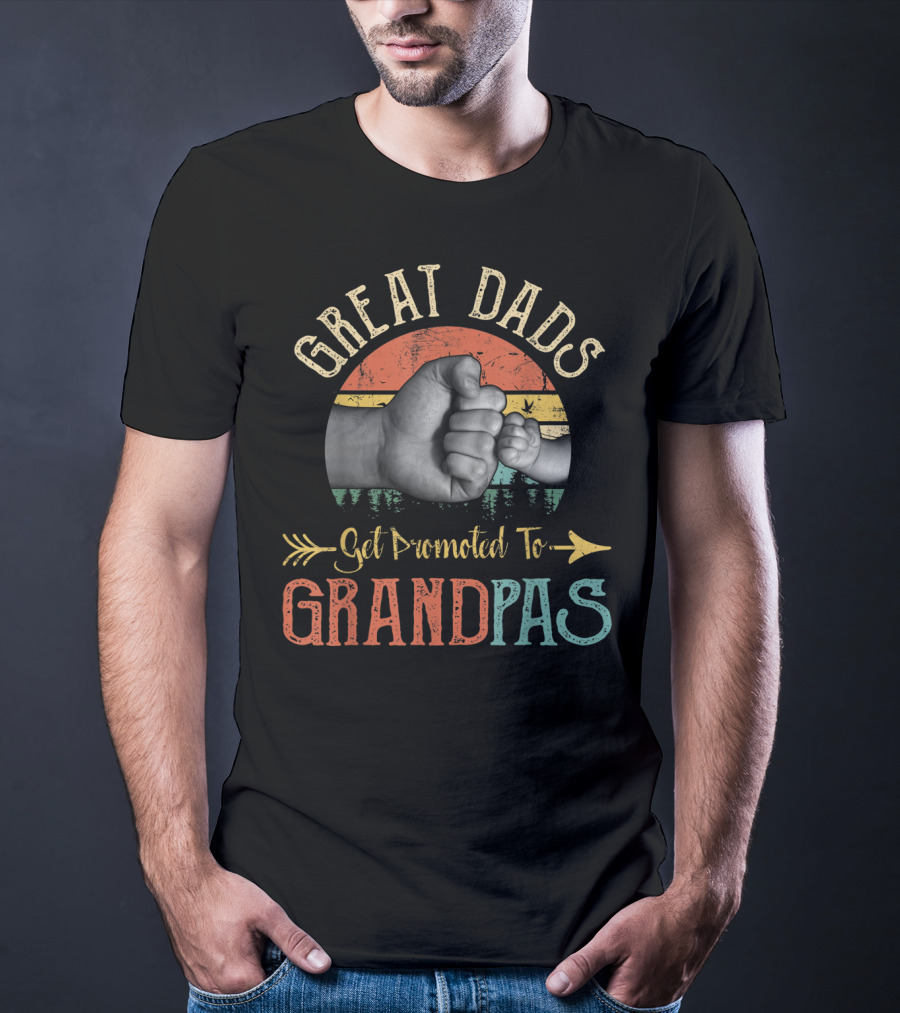 Great Dads Get Promoted To Grandpas Retro Fist Bump T-Shirt
