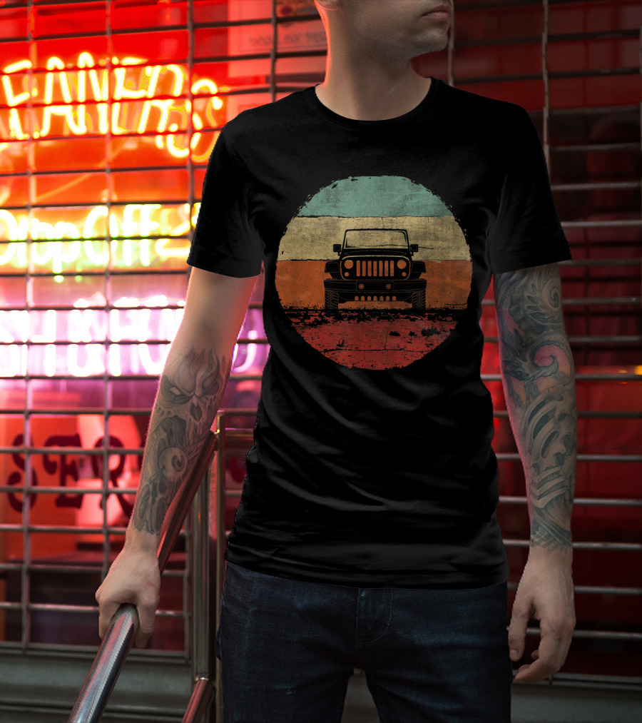Retro Vintage Jeeps Off Road Adventure Classic Stripes Iconic 4x4 Vehicle T-Shirt