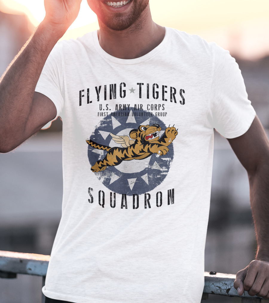Flying Tigers Squadron First American Volunteer Group U.S. Army Air Corps WWII Insignia T-Shirt