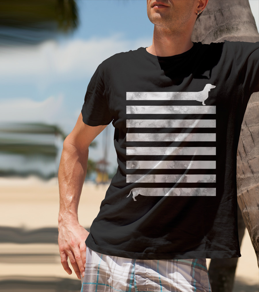 Funny Dachshund Wiener Dog Chiweenie Doxie Striped Optical Illusion T-Shirt