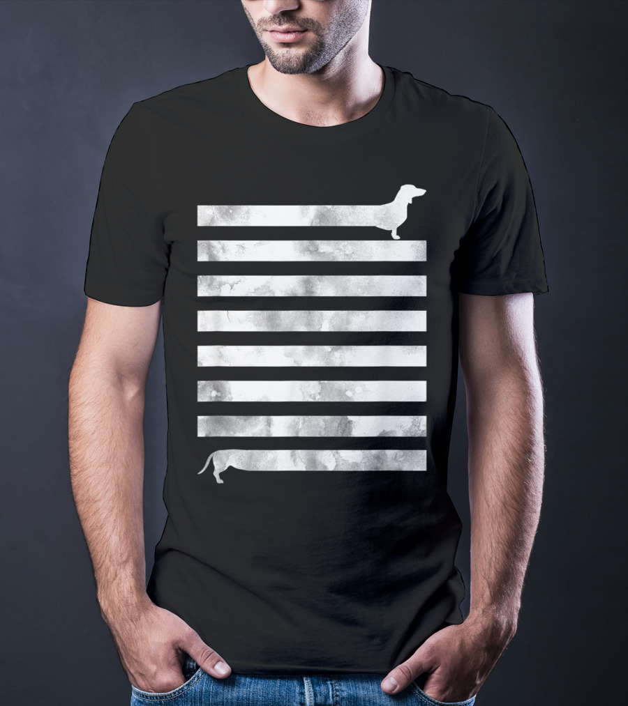 Funny Dachshund Wiener Dog Chiweenie Doxie Striped Optical Illusion T-Shirt