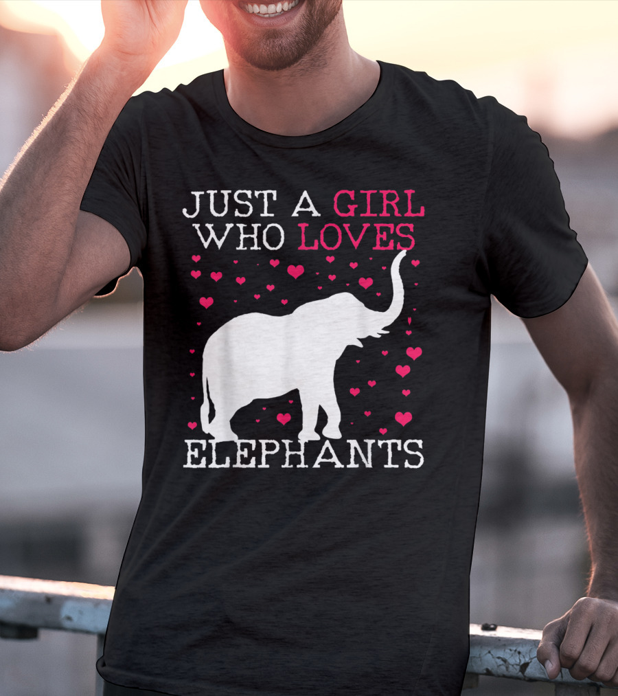 Just A Girl Who Loves Elephants With Heart Graphics T-Shirt