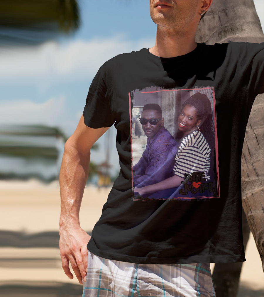 Poetic Justice Photograph With Iesha And Chicago Sitting Together T-Shirt
