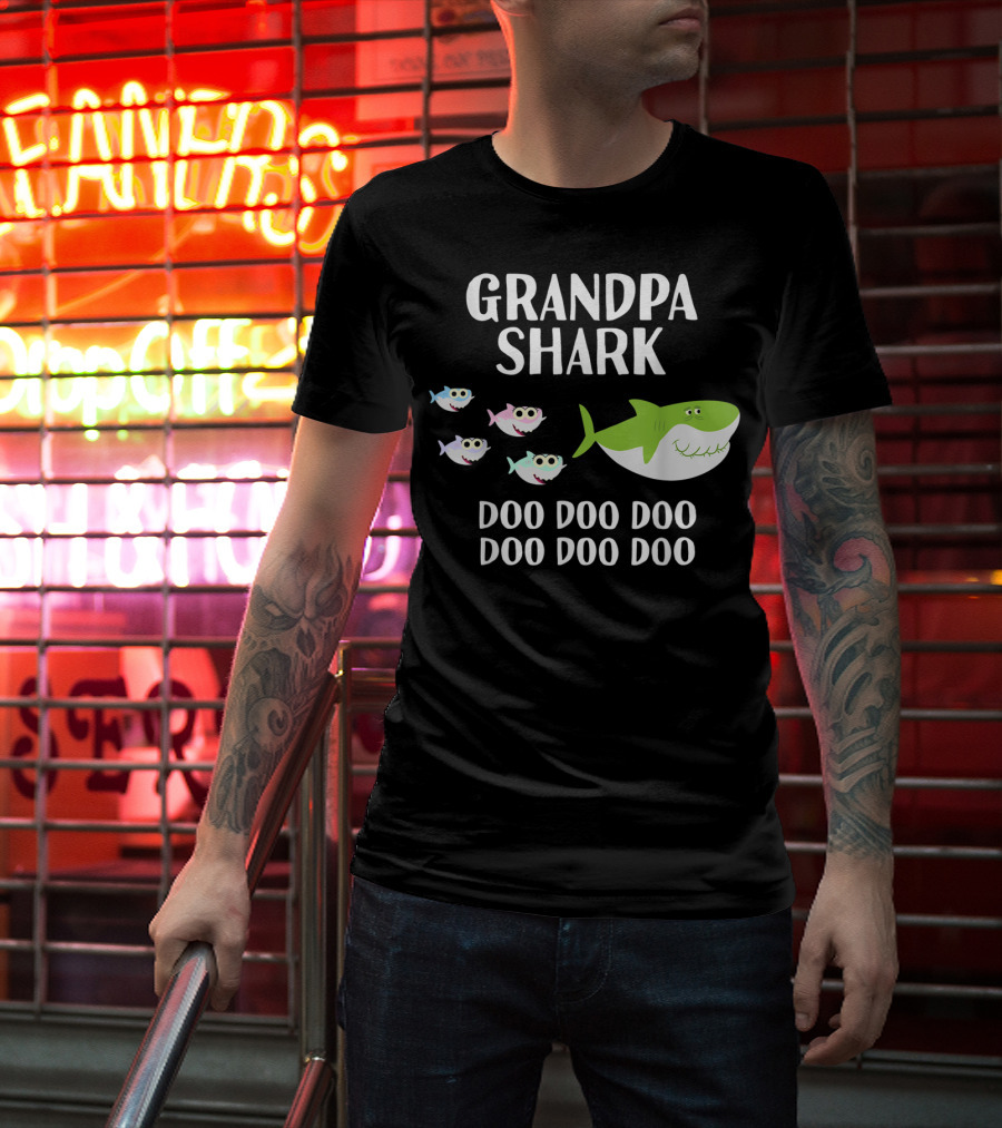Grandpa Shark Doo Doo Doo Doo With Baby Sharks T-Shirt