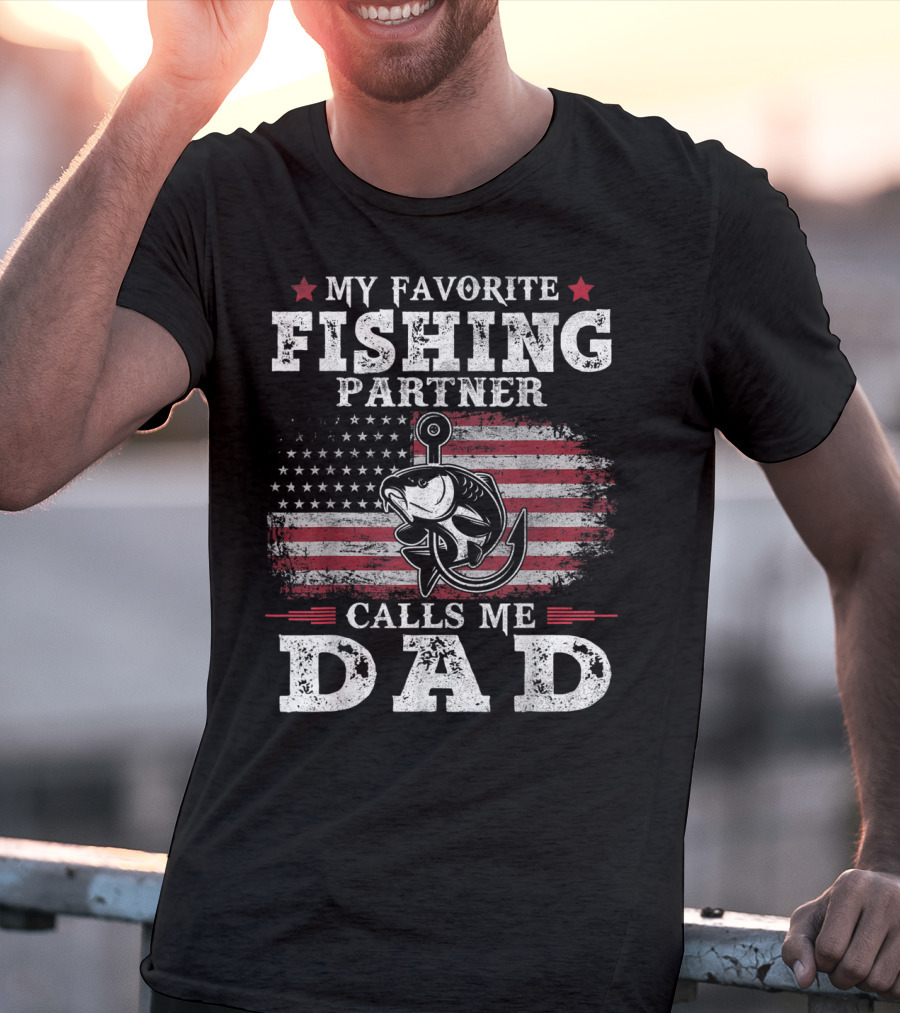 My Favorite Fishing Partner Calls Me Dad American Flag Fish Anchor T-Shirt