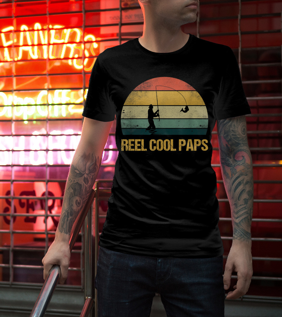 Reel Cool Paps Funny Fishing Retro Father's Day T-Shirt