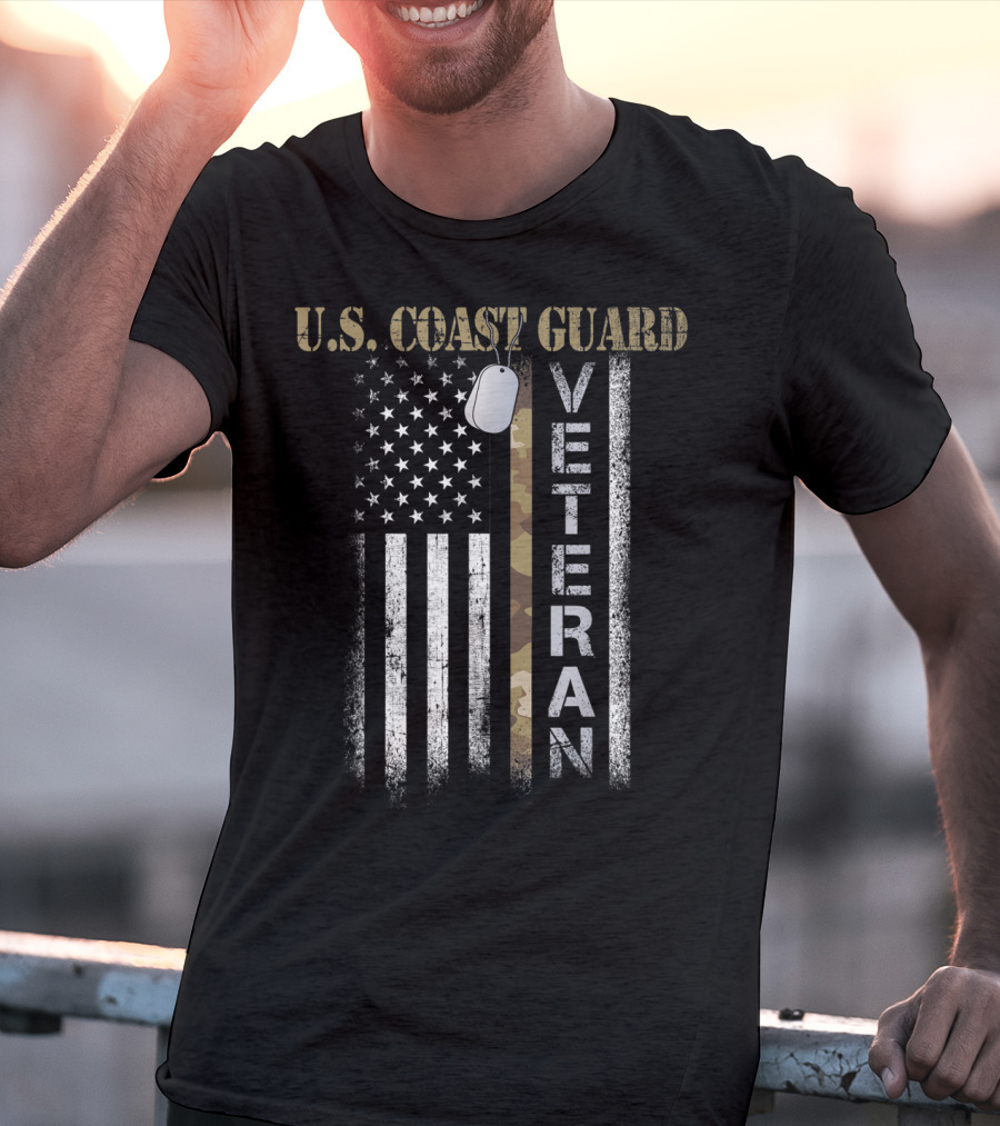 U.S. Coast Guard Veteran Vintage American Flag Camo T-Shirt