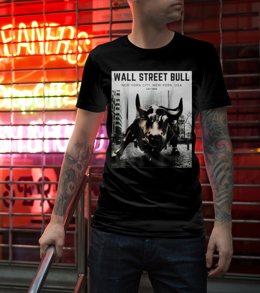 Wall Street Bull New York City EST-1986 T-Shirt