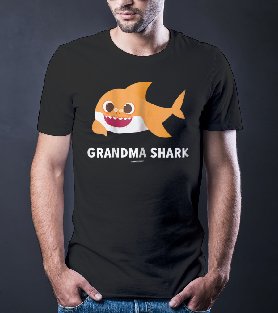 Grandma Shark Pinkfong SmartStudy Official Merchandise T-Shirt