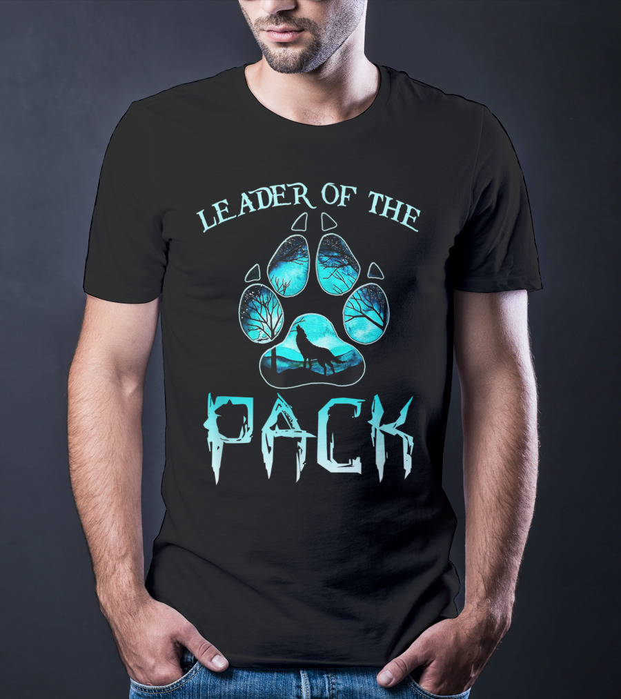 Leader Of The Pack Howling Wolf Silhouette In Pawprint For Dog And Pet Lovers T-Shirt