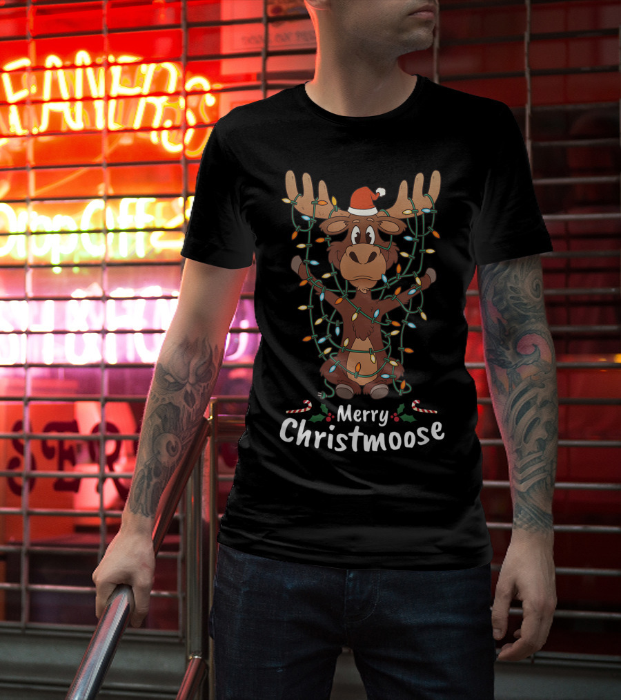 Merry Christmoose Christmas Moose Xmas Tree Lights Santa Hat T-Shirt