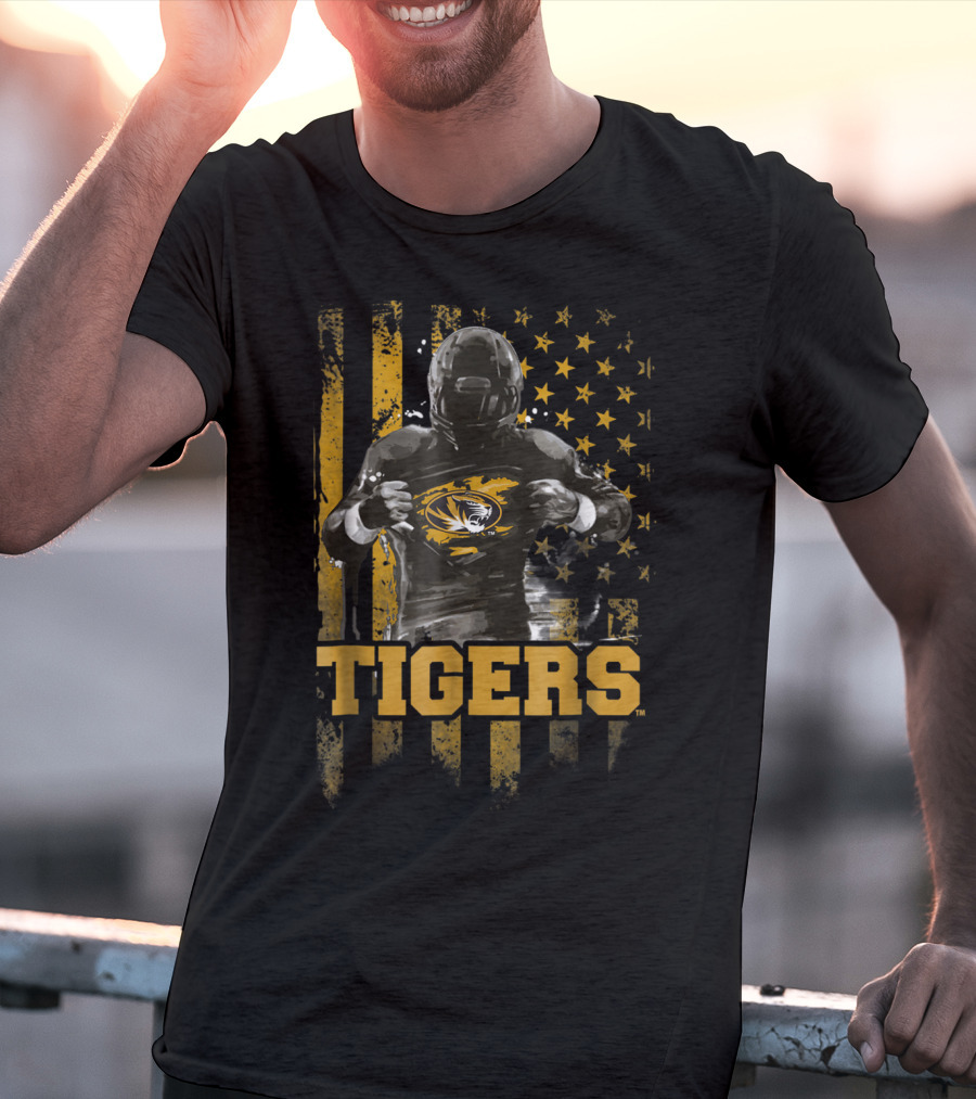 Tigers Football Mizzou Flag And Player Stars T-Shirt