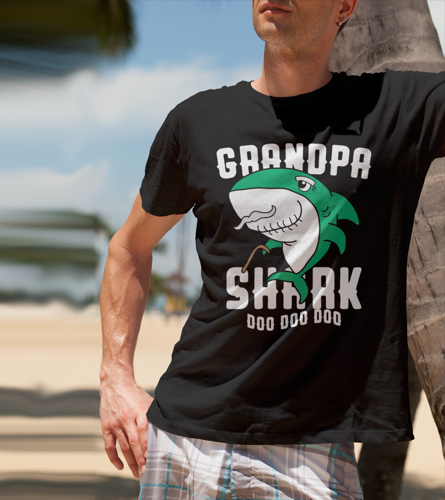 Grandpa Shark Doo Doo Doo Halloween Chr Dad Grandfather T-Shirt