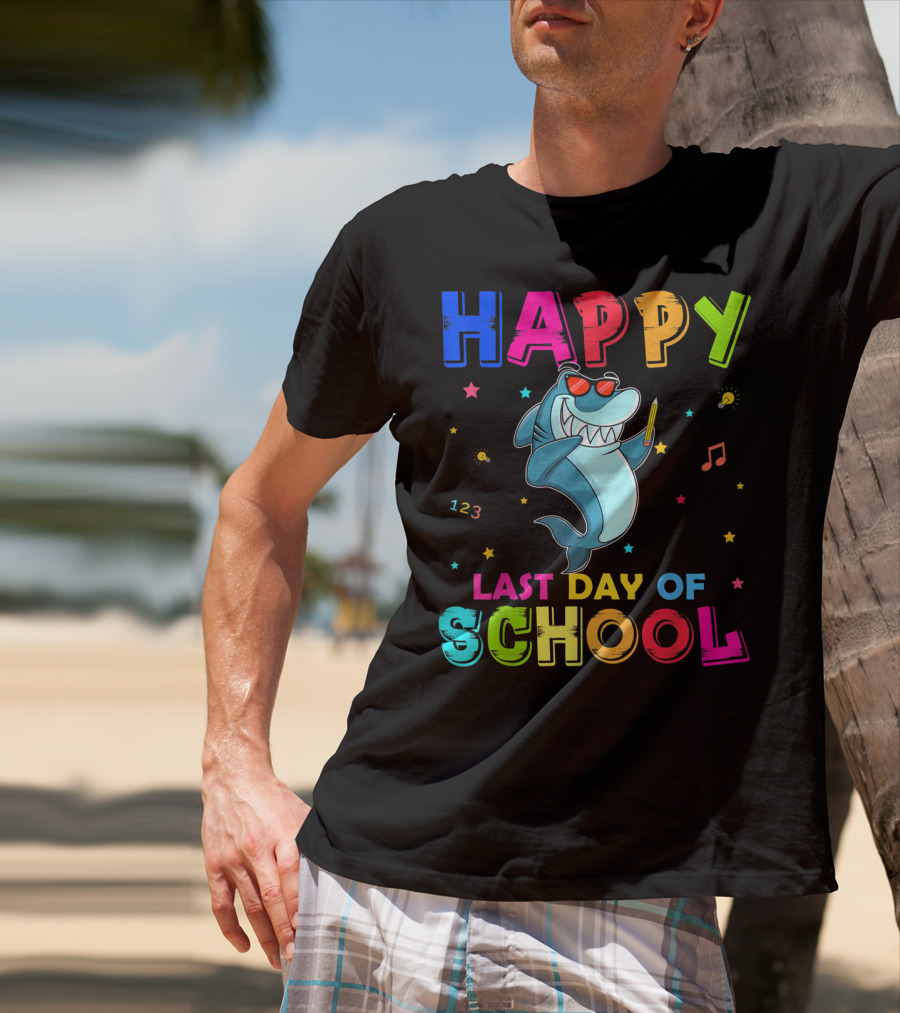 Happy Last Day Of School Dabbing Shark 123 Music Notes T-Shirt