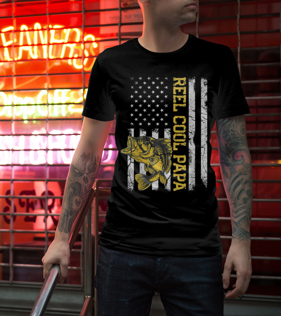 Father's Day Fishing Reel Cool Papa American Flag Bass T-Shirt