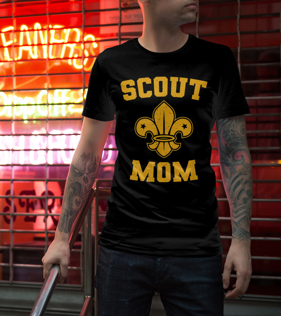 Scout Mom Scout Scouting Member Supporter Fleur-de-Lis T-Shirt