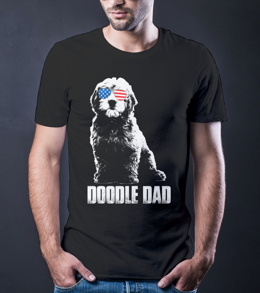 Doodle Dad Goldendoodle Vintage Patriotic American Flag Sunglasses T-Shirt