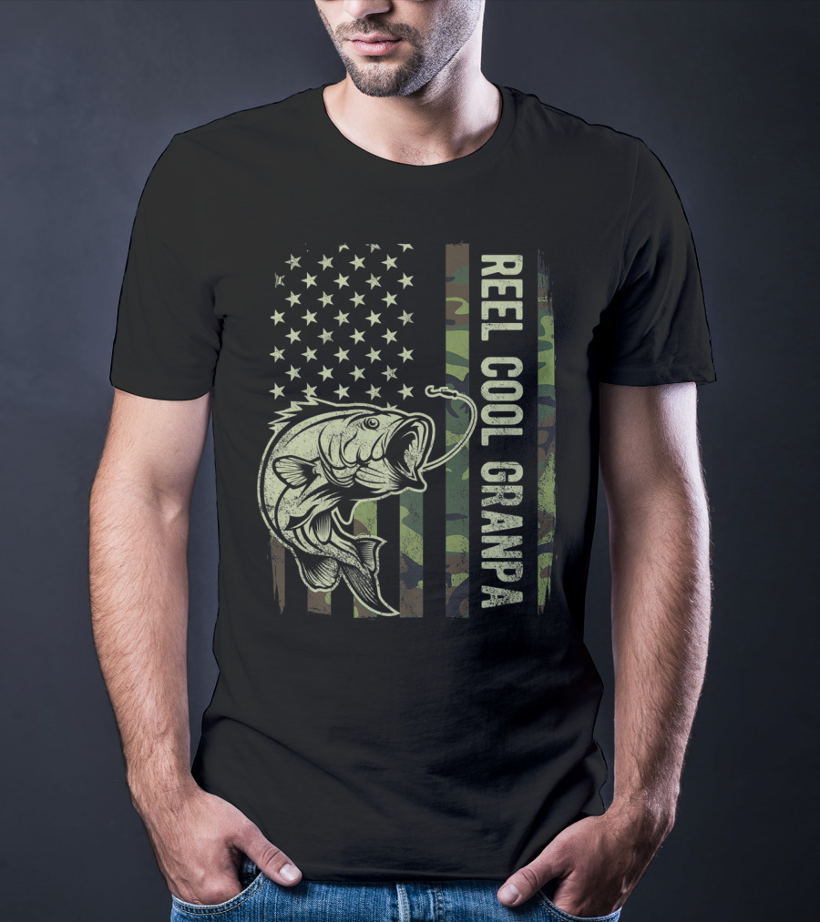 Mens Reel Cool Grandpa American Flag Fishing Camouflage T-Shirt