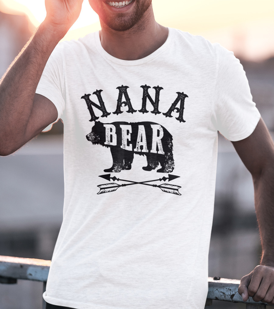 Nana Bear Grandmother Birthday Celebrations With Bear Silhouette And Arrows T-Shirt