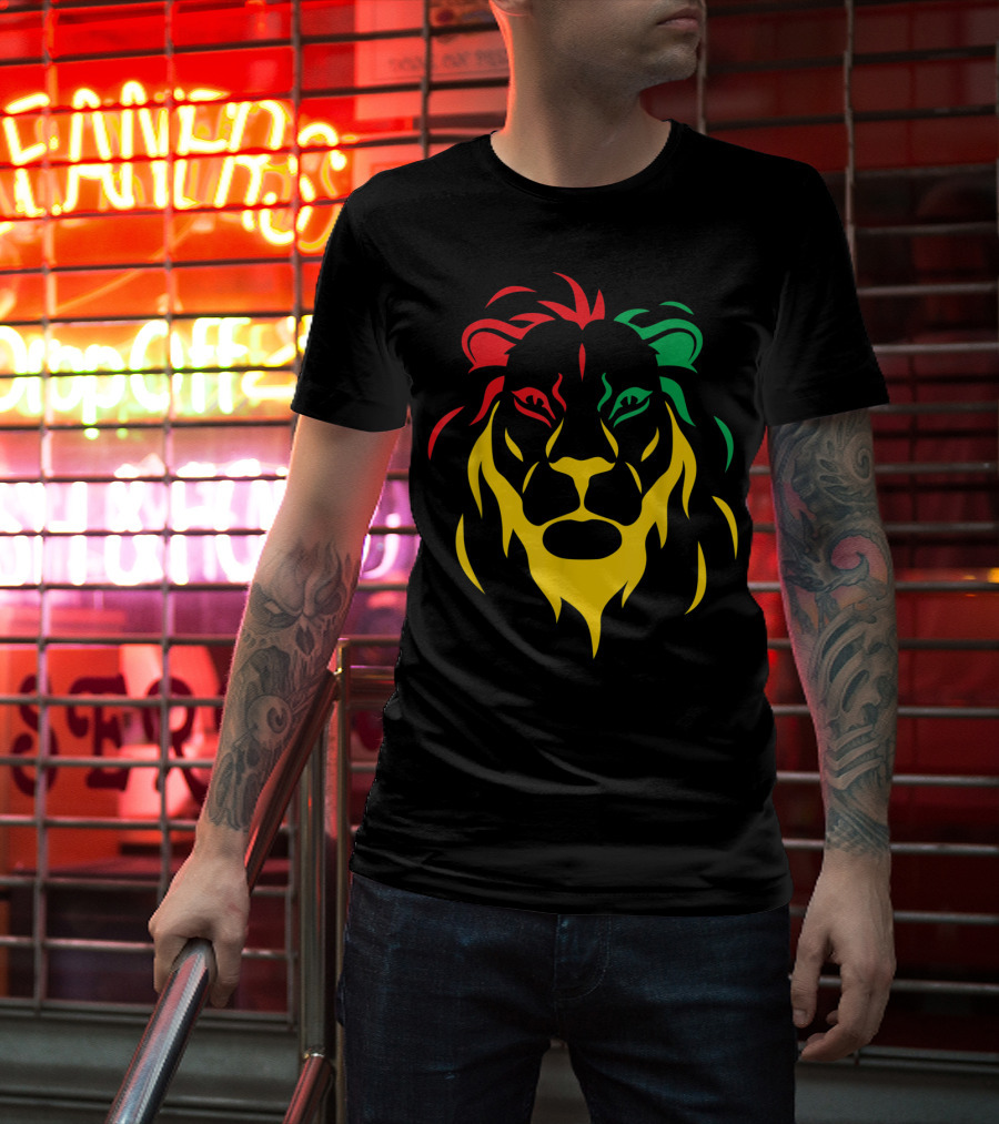Rastafari Reggae Lion Head In Rasta Colors T-Shirt