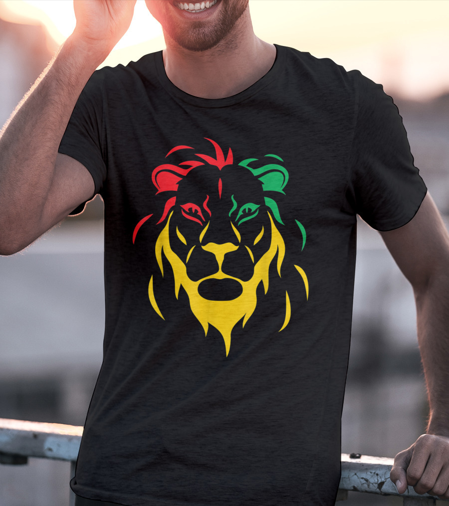 Rastafari Reggae Lion Head In Rasta Colors T-Shirt