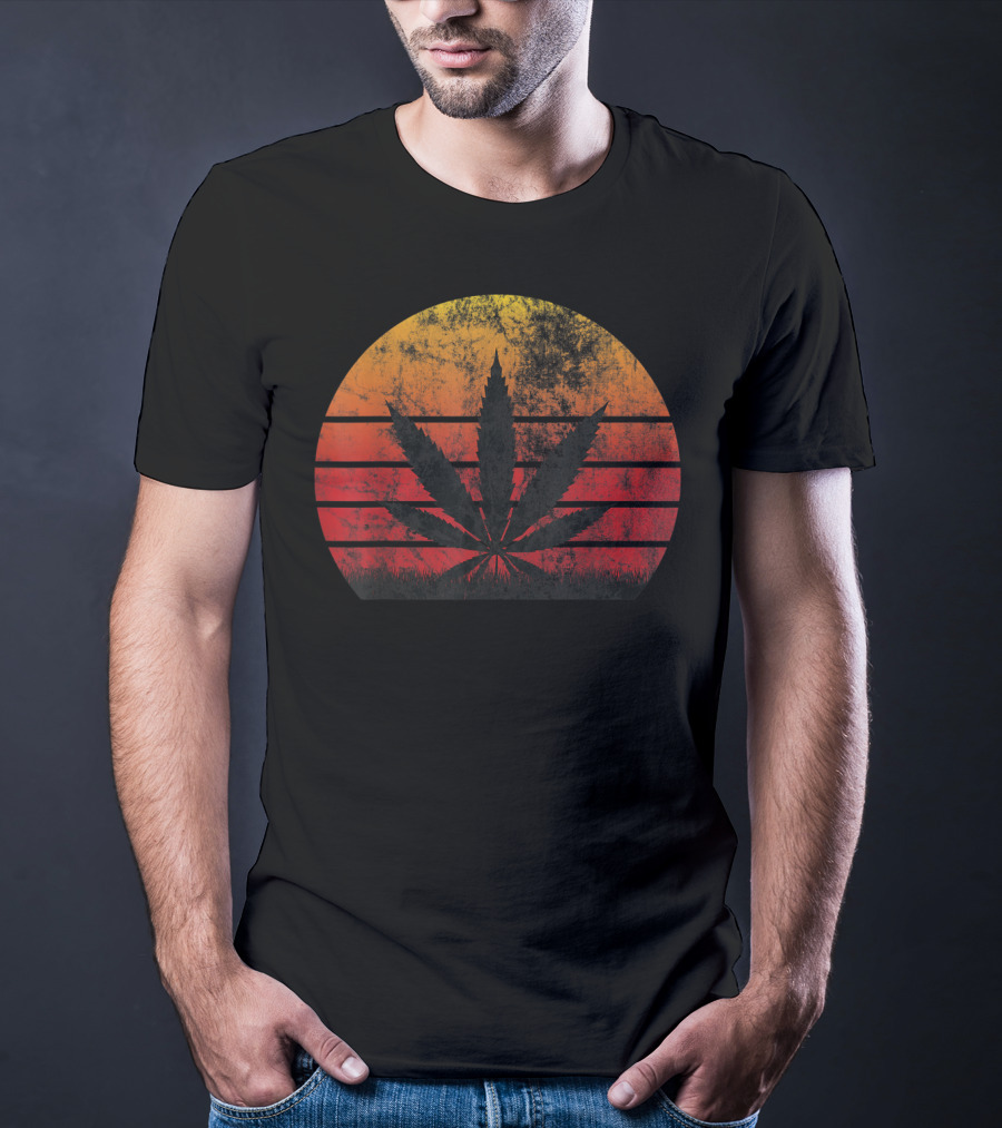 Sunset Grunge Cannabis Leaf Vintage Weed T-Shirt