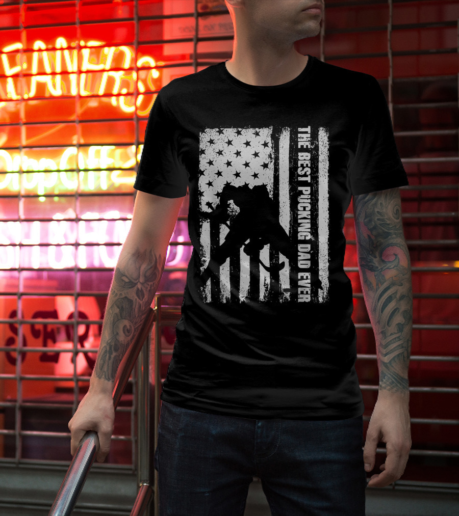 The Best Pucking Dad Ever Flag Hockey Silhouette Stars Stripes T-Shirt