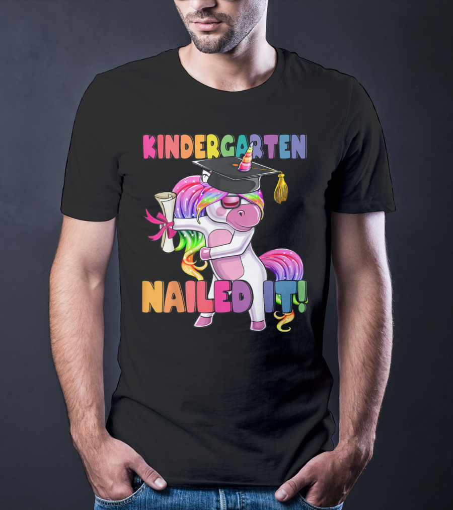 Kindergarten Nailed It Flossing Unicorn Graduation T-Shirt