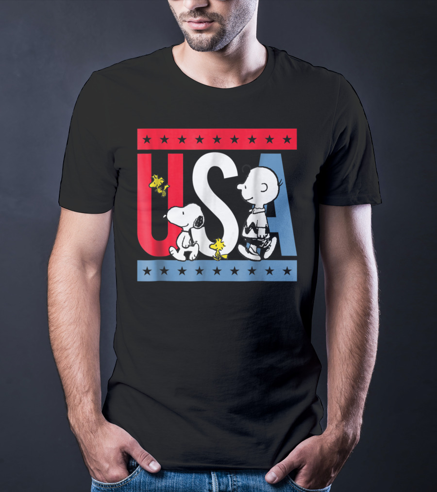 Peanuts Snoopy Woodstock Charlie Brown Red White Blue USA Stars T-Shirt