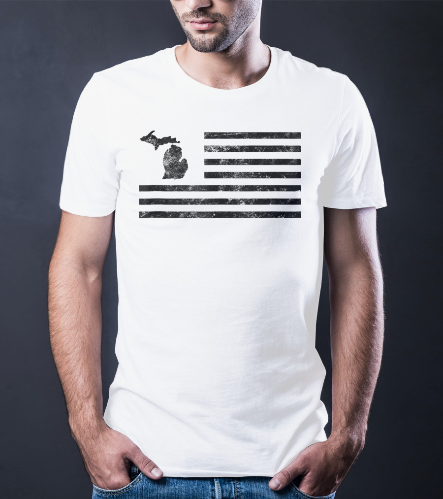 Mens Michigan State Distressed American Flag T-Shirt