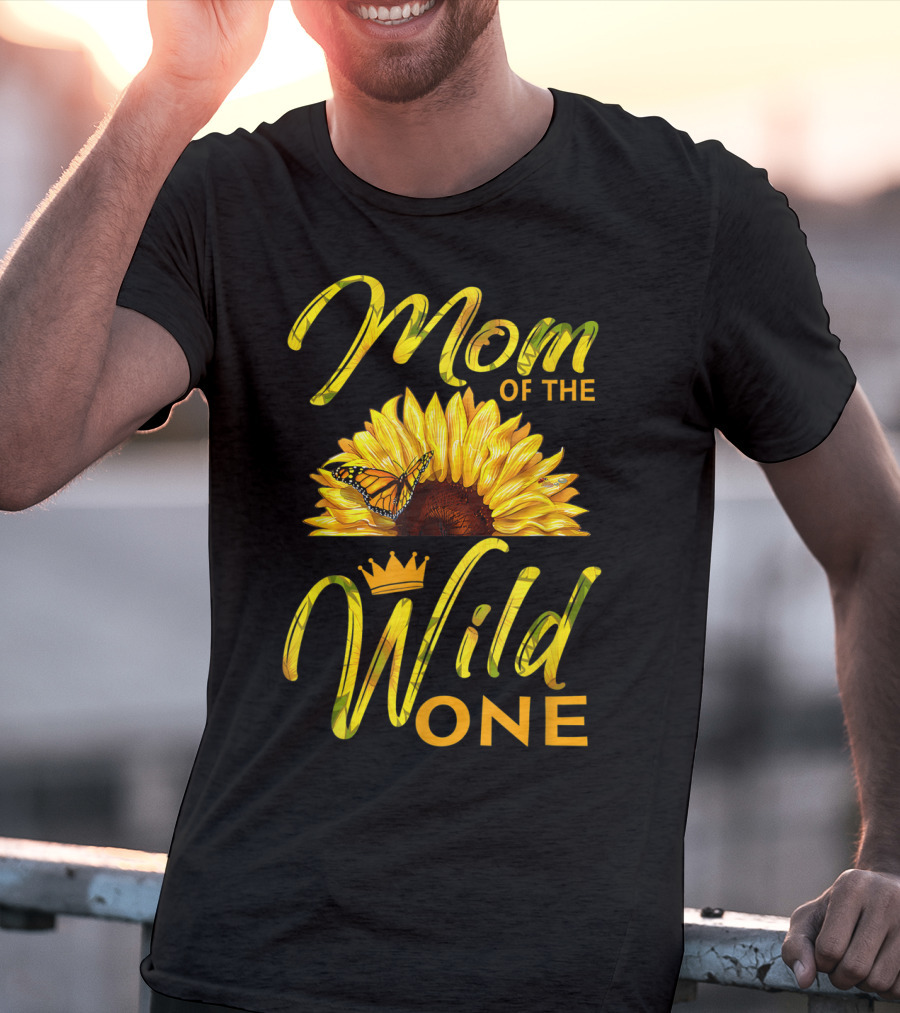 Mom Of The Wild One Sunflower Monarch Butterfly Crown T-Shirt