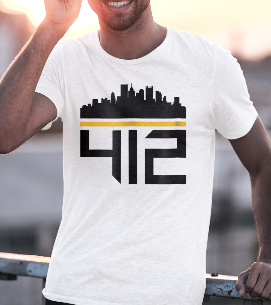 Pittsburgh Skyline 412 Steel City Black And Gold T-Shirt