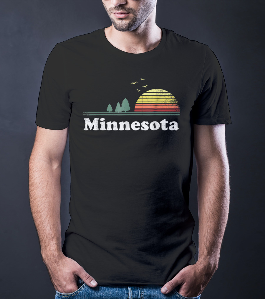 Retro Minnesota Sunset Nature Scene Minnesota Home T-Shirt