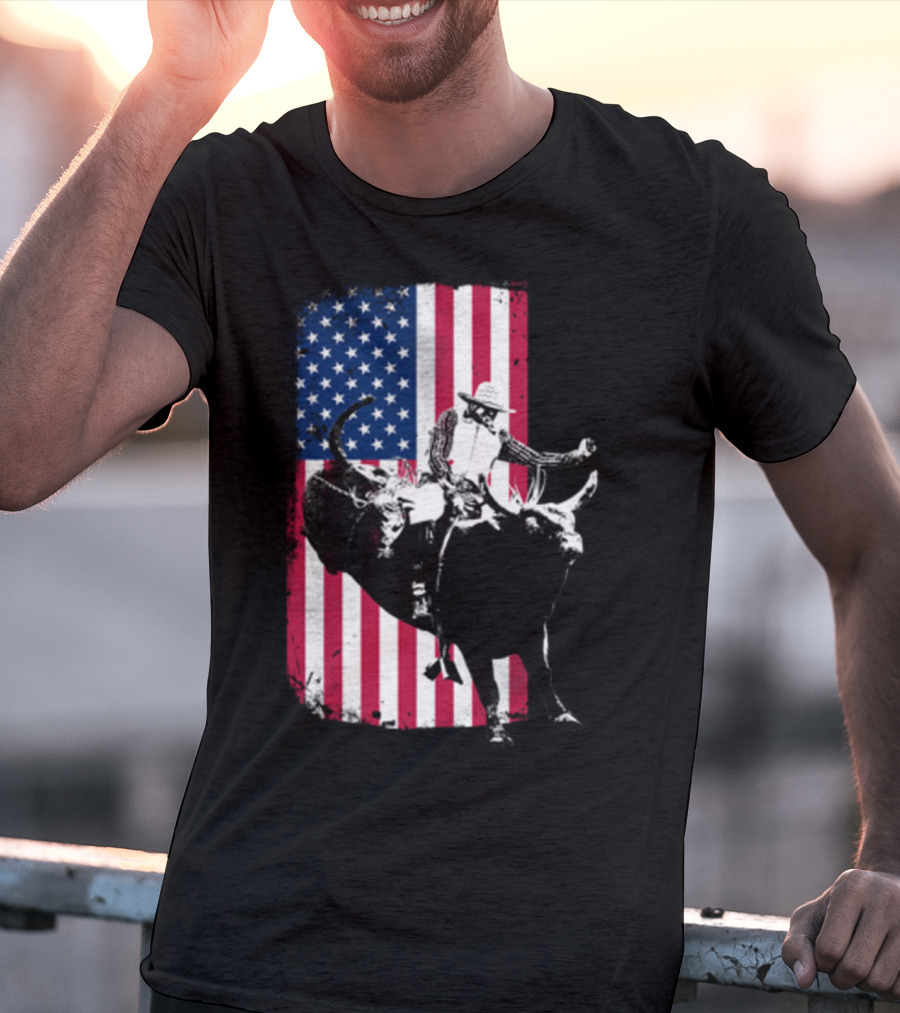Rodeo Bull Rider American Flag Cowboy Patriot T-Shirt