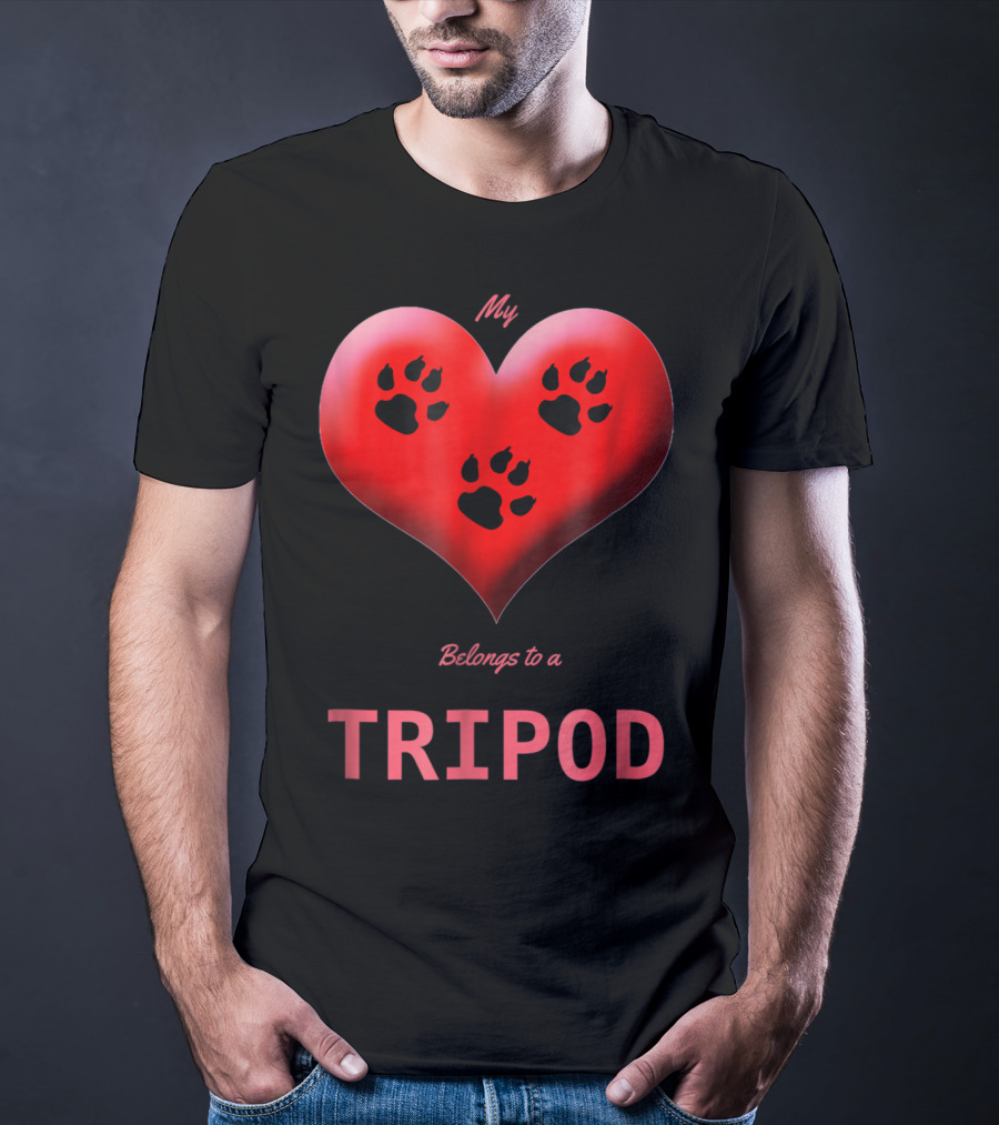 My Heart Belongs To A Tripod Dog 3 Legged Dog Cat Lovers T-Shirt