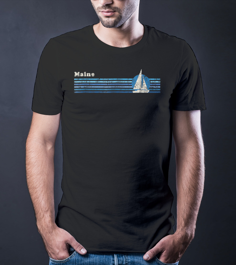 Maine Vintage 80s Sailboat Blue Sunset Stripes T-Shirt