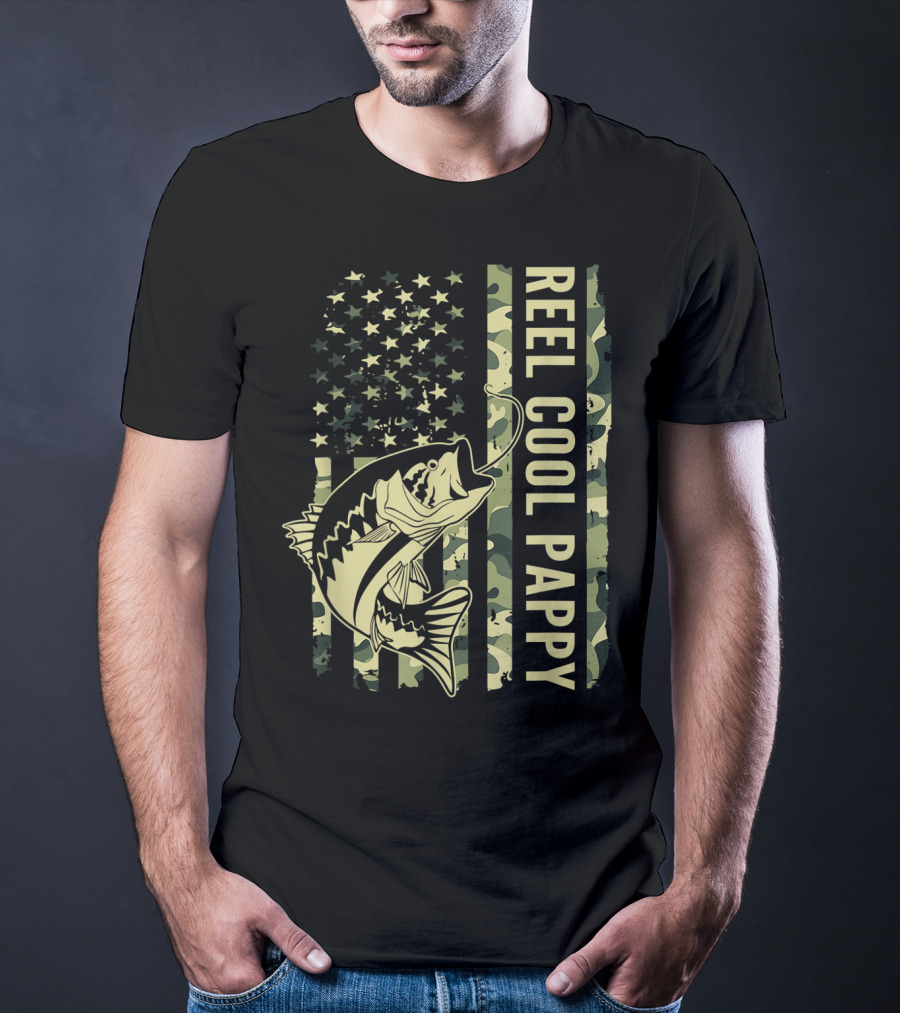 Mens Reel Cool Pappy Camouflage American Flag Fish T-Shirt