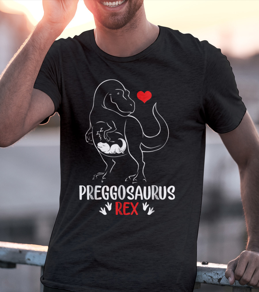 Pregosaurus Rex Heart Pregnant Mom Dinosaur With Baby T-Shirt