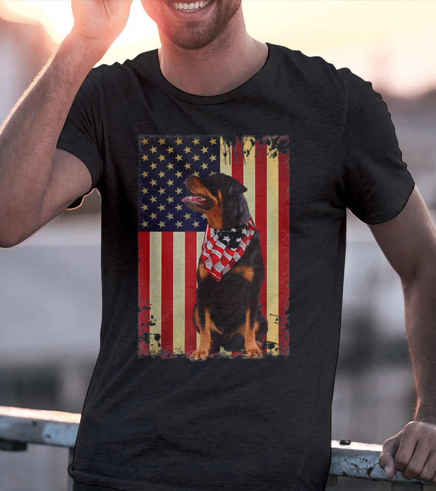 Rottweiler Smile American Flag Patriotic Independence T-Shirt