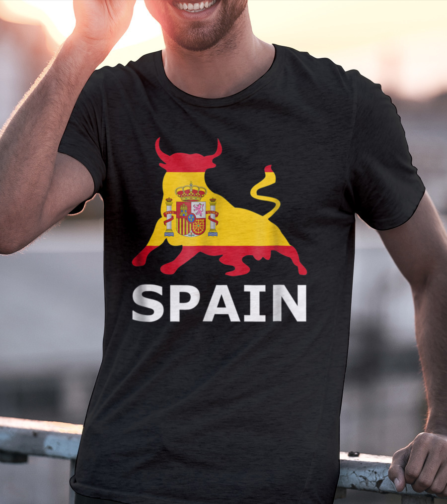Spain Bull With Spanish Flag Crest T-Shirt