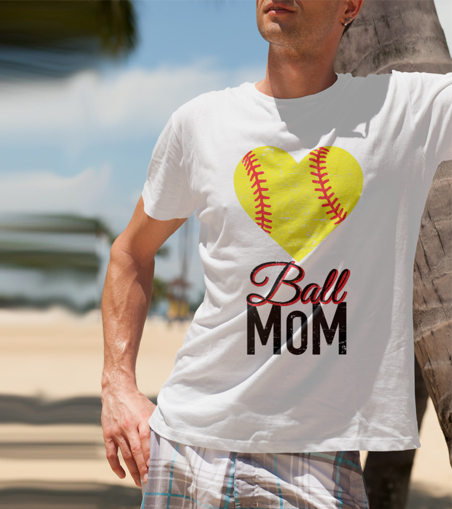 Love Ball Mom Heart Baseball Softball Graph T-Shirt