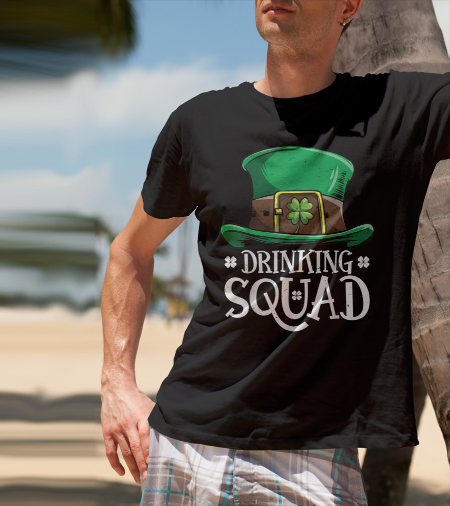 Drinking Squad Leprechaun St Patricks Day Men T-Shirt