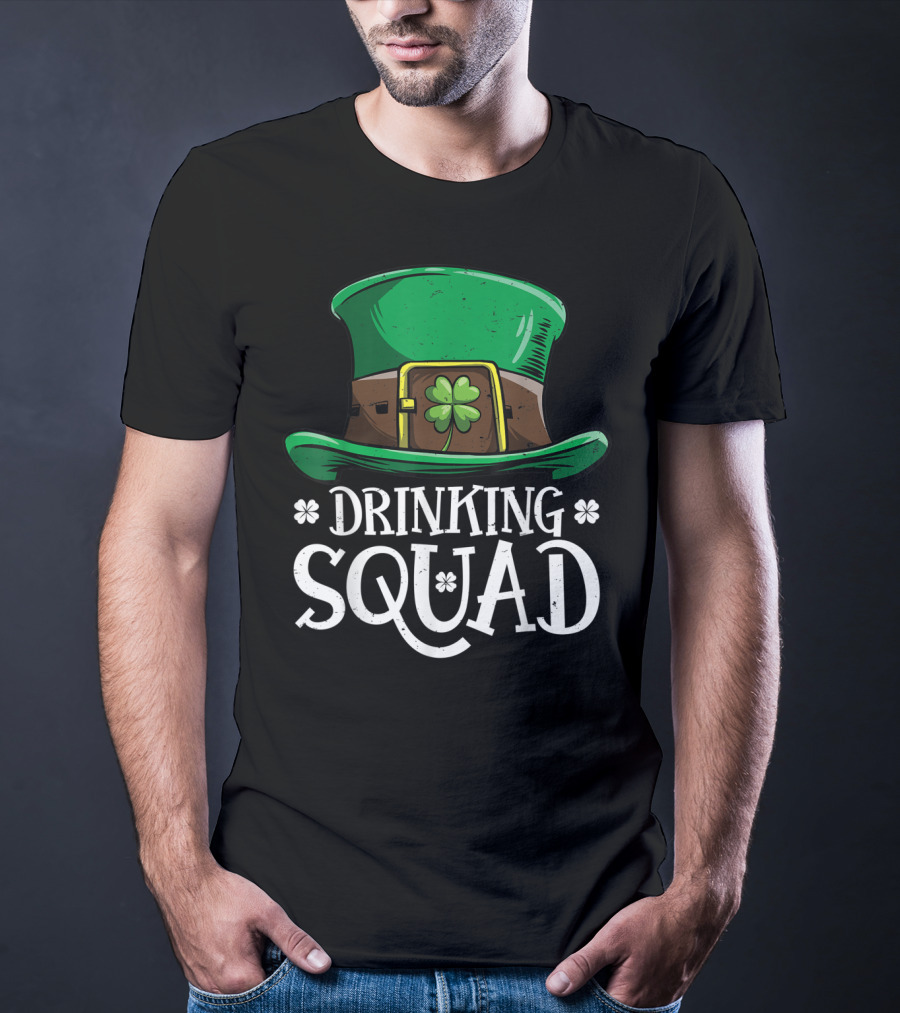 Drinking Squad Leprechaun St Patricks Day Men T-Shirt