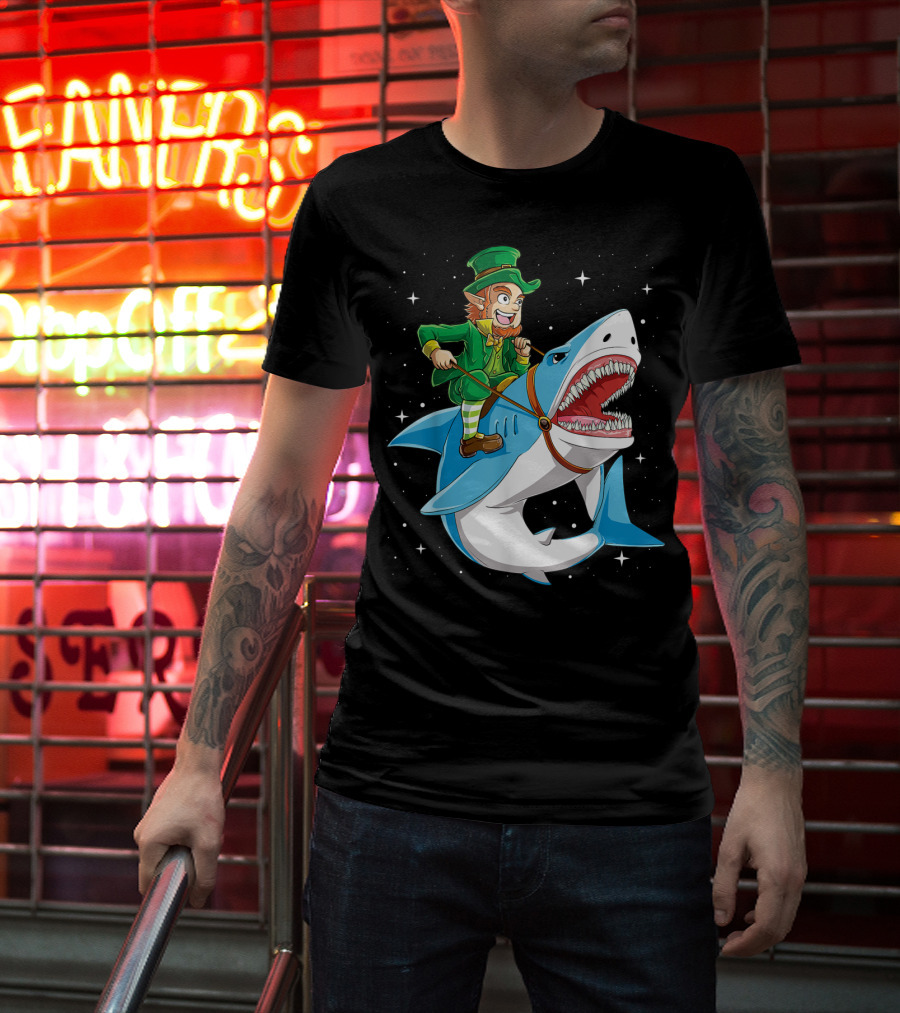 Leprechaun On Great White Shark With Starry Background T-Shirt