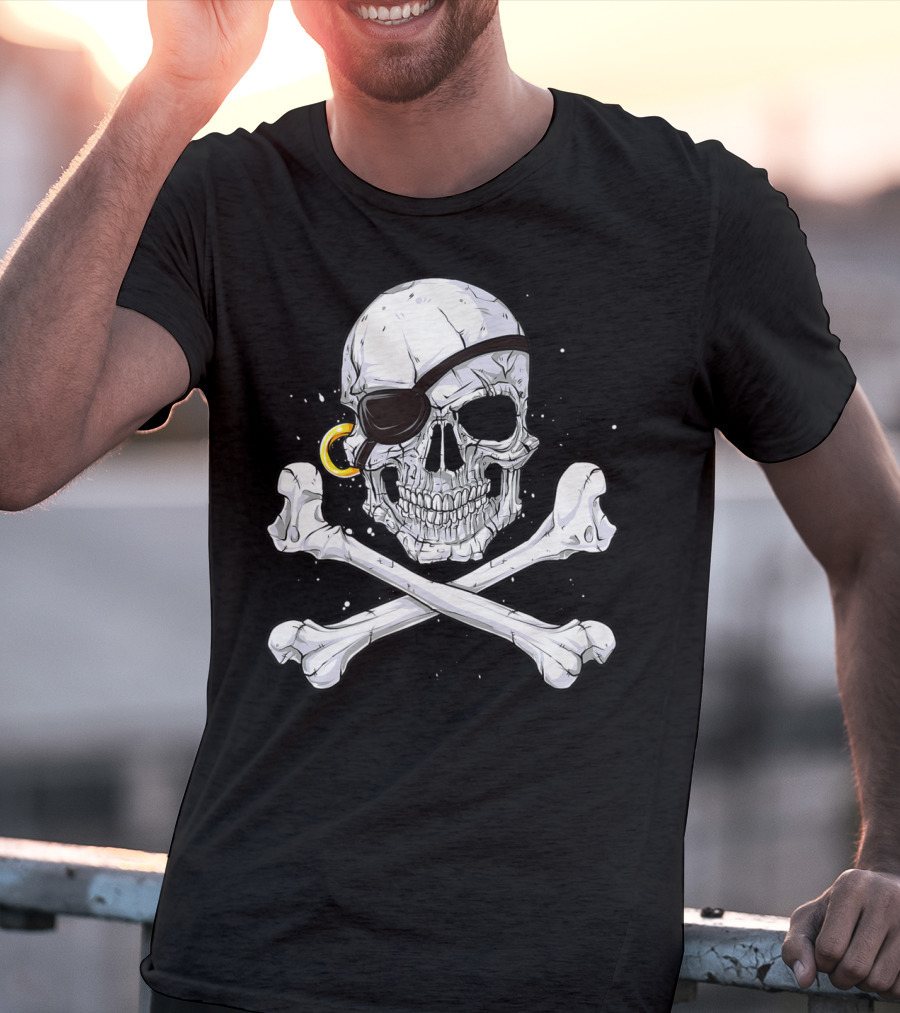 Jolly Roger Skull Crossbones Pirate Eye Patch Gold Earring T-Shirt