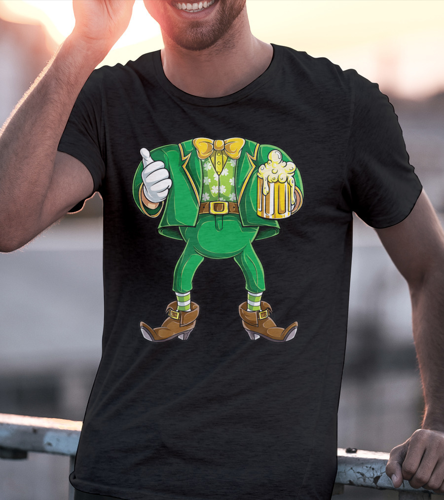 Leprechaun Costume St Patricks Day Men Beer Holding Foamy Mug And Thumbs Up T-Shirt