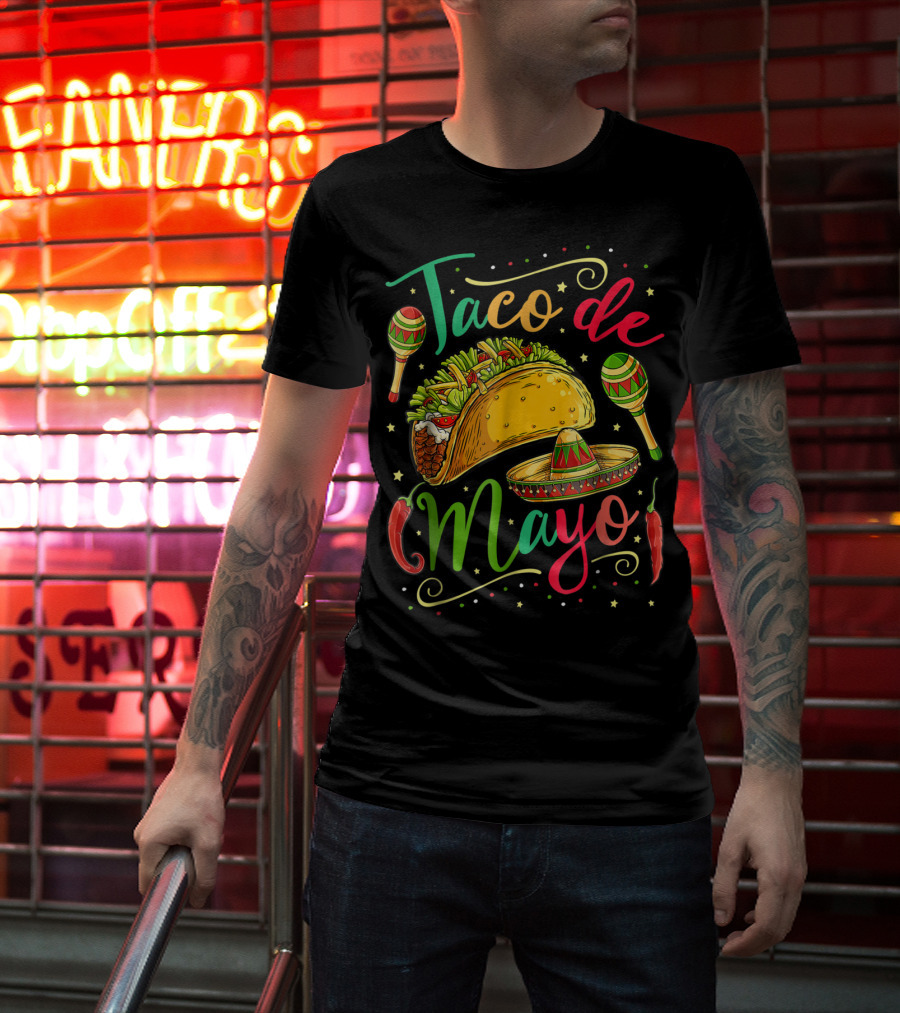 Taco De Mayo Cinco De Mayo Festive Maracas Sombrero Peppers T-Shirt