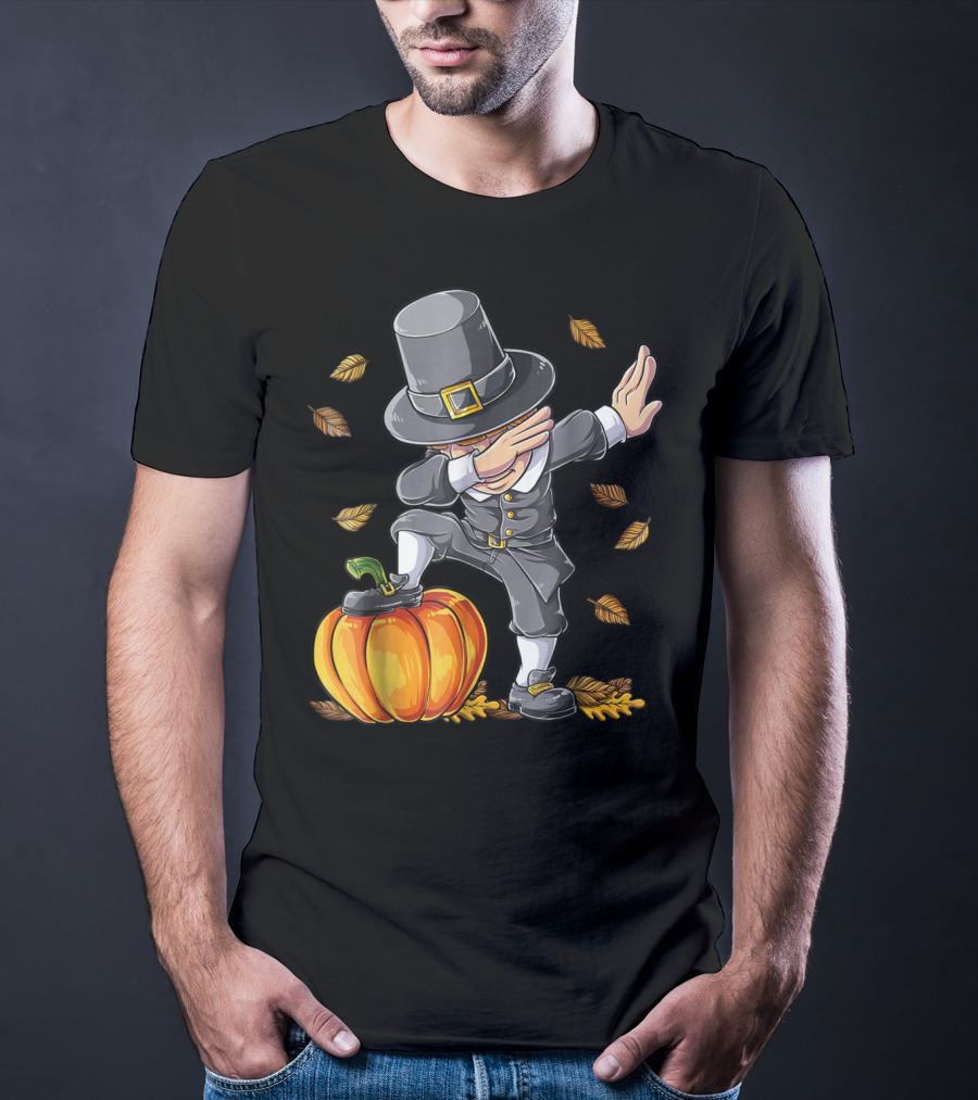 Thanksgiving Pilgrim Dabbing Kid With Pumpkin And Autumn Leaves T-Shirt